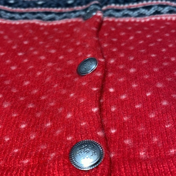 Vintage Eddie Bauer Red Nordic Wool Vest ￼ - Picture 3 of 10